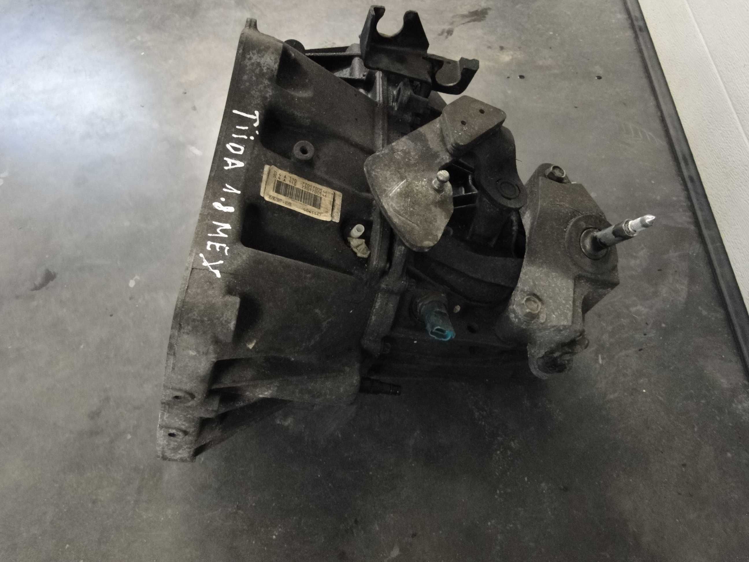 КПП коробка передач Nissan TIIDA VERSA  1.8 2007-2012р. 32010EE400