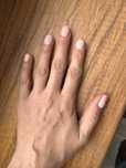 Lakier nude do paznokc