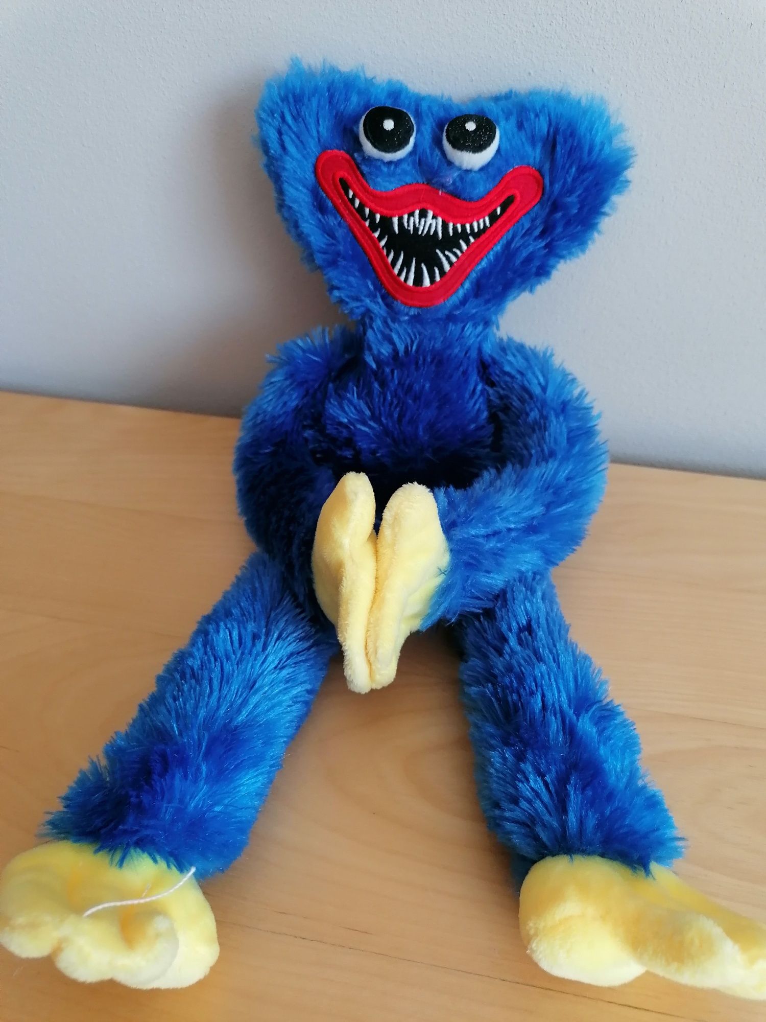 Nowy Huggy Wuggy maskotka