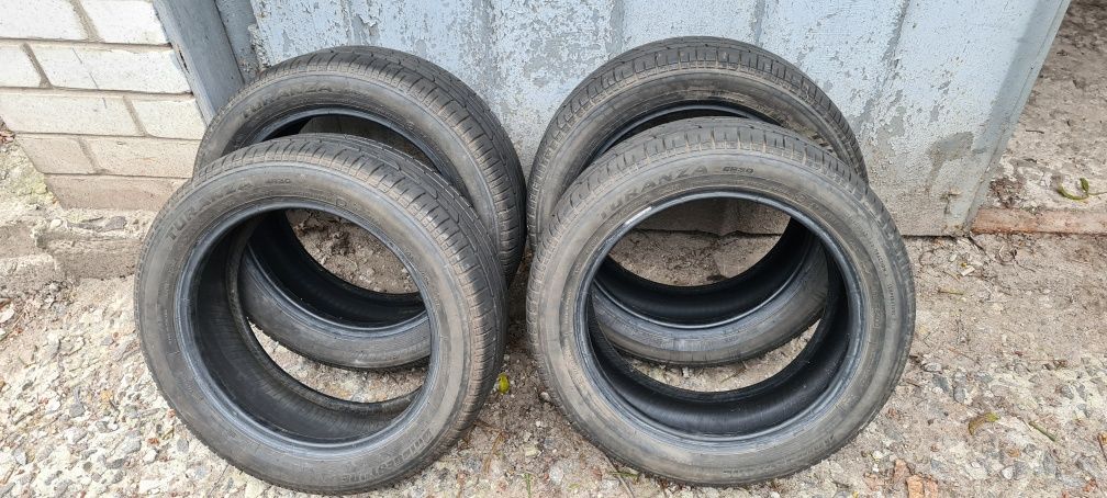 Продам комплект летних шин Bridgestone 195/50 R-15 бу