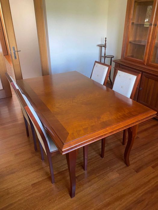 Móveis Madeira Maciça como novos!