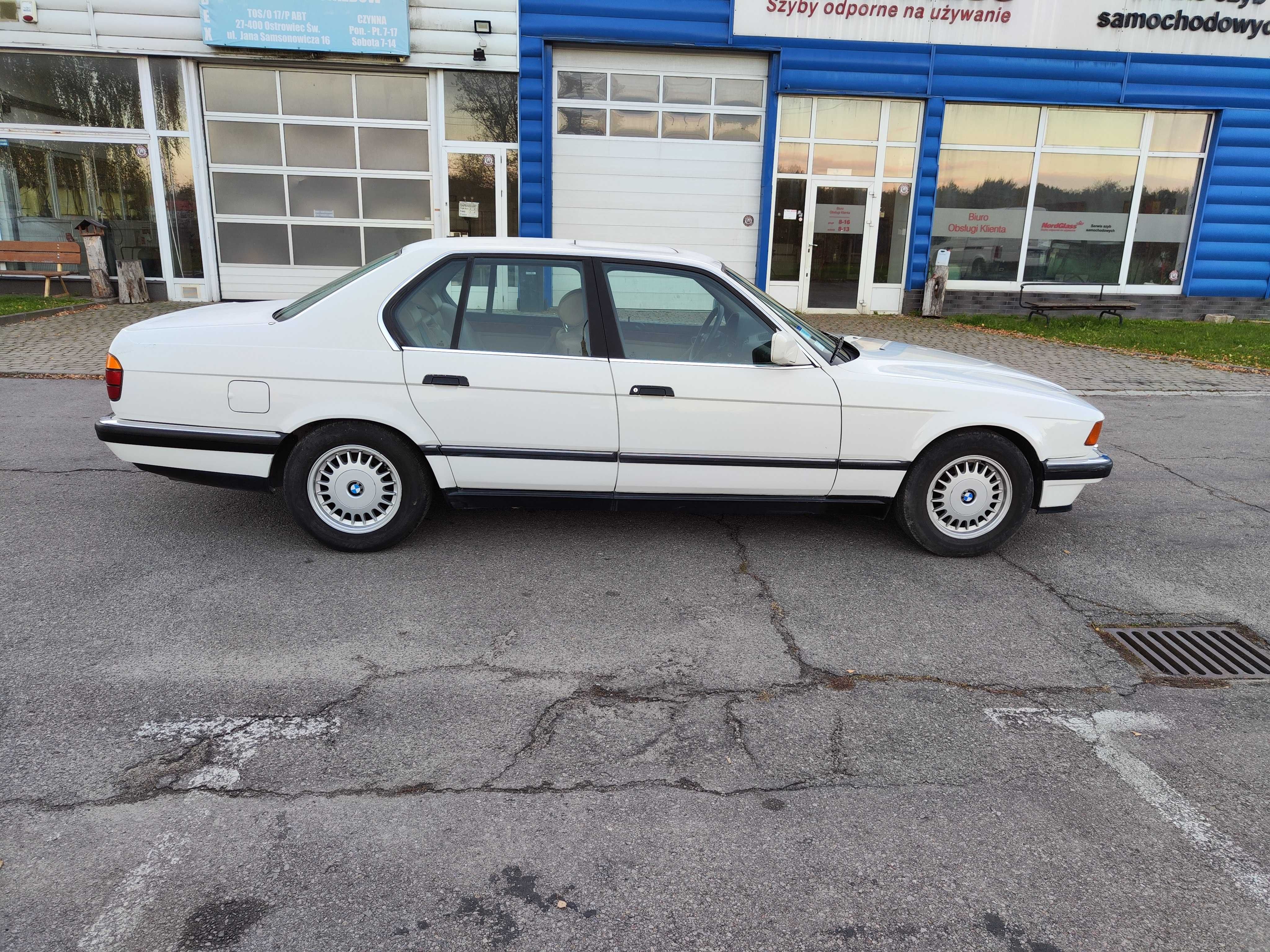 BMW 735i 211KM _ Skóra _ Szyberdach _ Automat