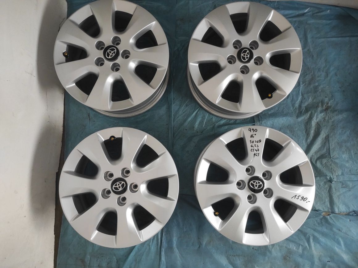 490 Felgi aluminiowe TOYOTA PROACE R 16 5x108 otwór 65 mm NOWE