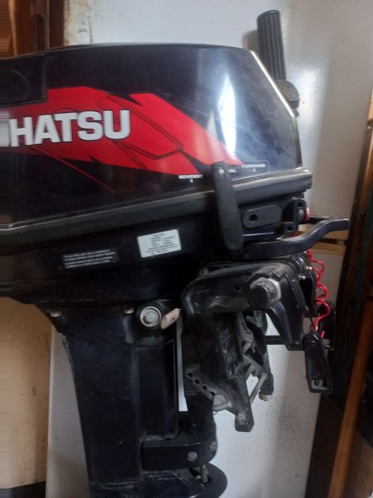 Продам лодку. Пвх 330килевую мотор тохатсу 15