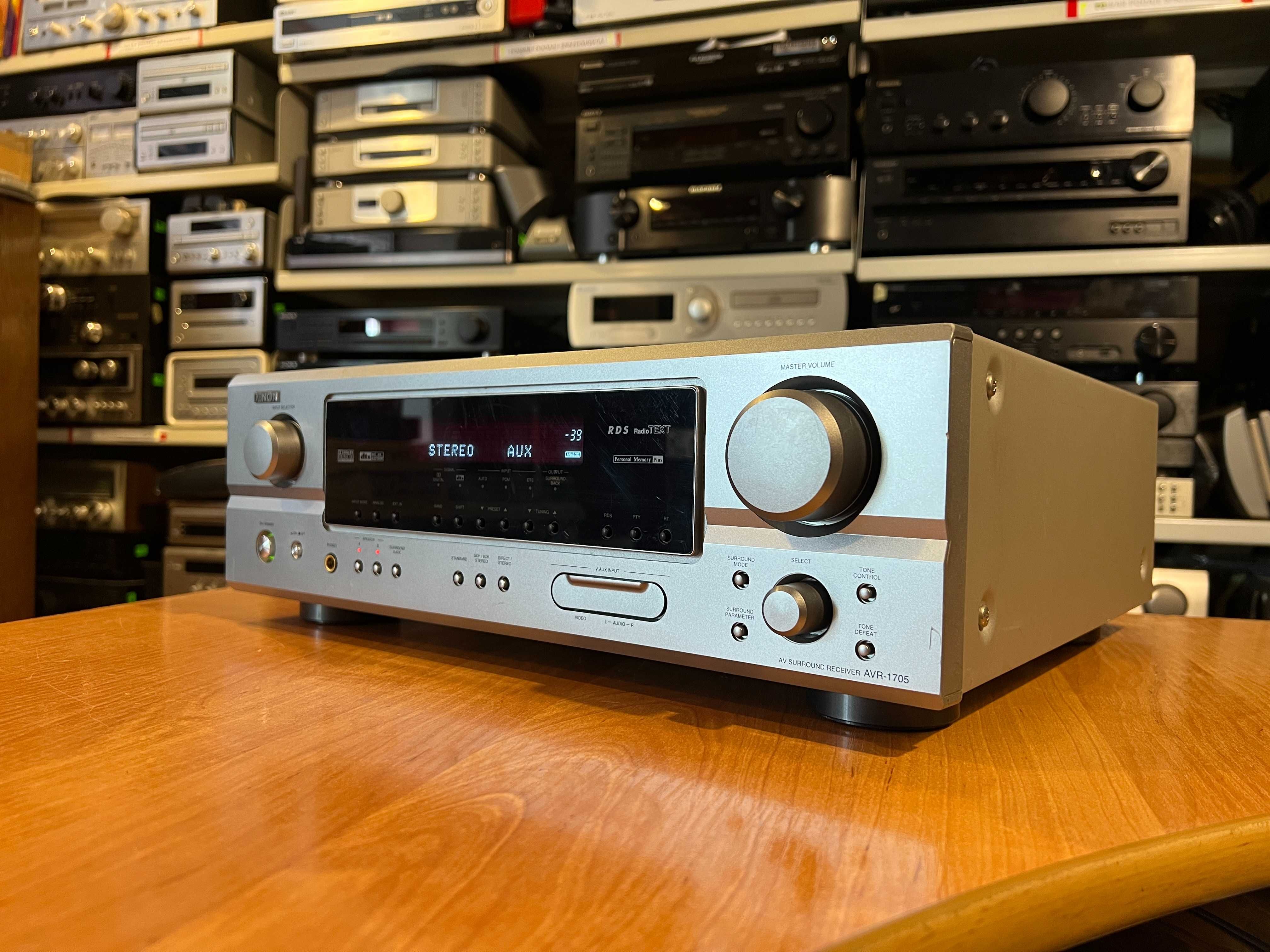 Amplituner Denon AVR-1705 Audio Room