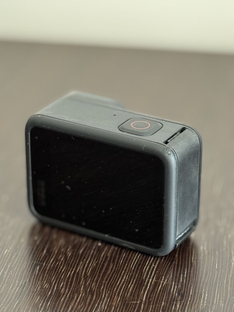 GoPro HERO 9 Black + Cartão 128GB – 6 meses de uso