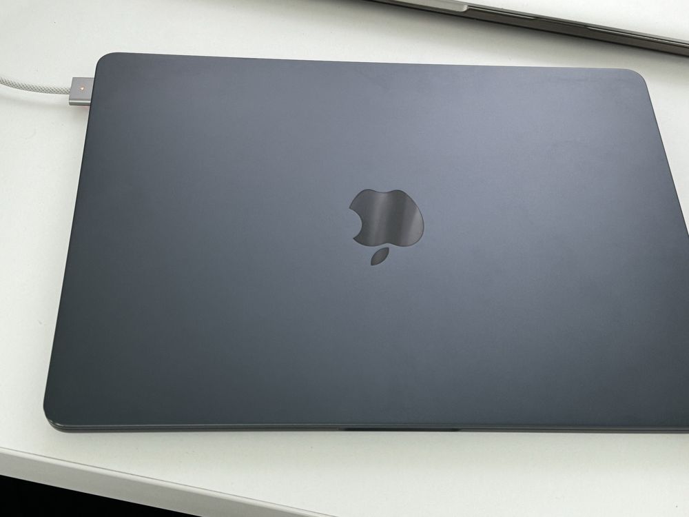 Macbook air m2 2023