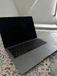 Apple Macbook Pro 2019 13" i5 16GB RAM 256GB SSD Space Gray