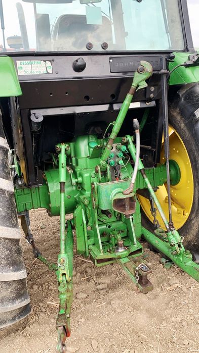 John Deere 3050 rok produkcji 1992 moc 100 KM