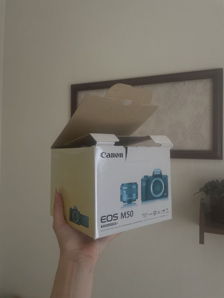 Камера Canon EOS M50 + обʼєктив