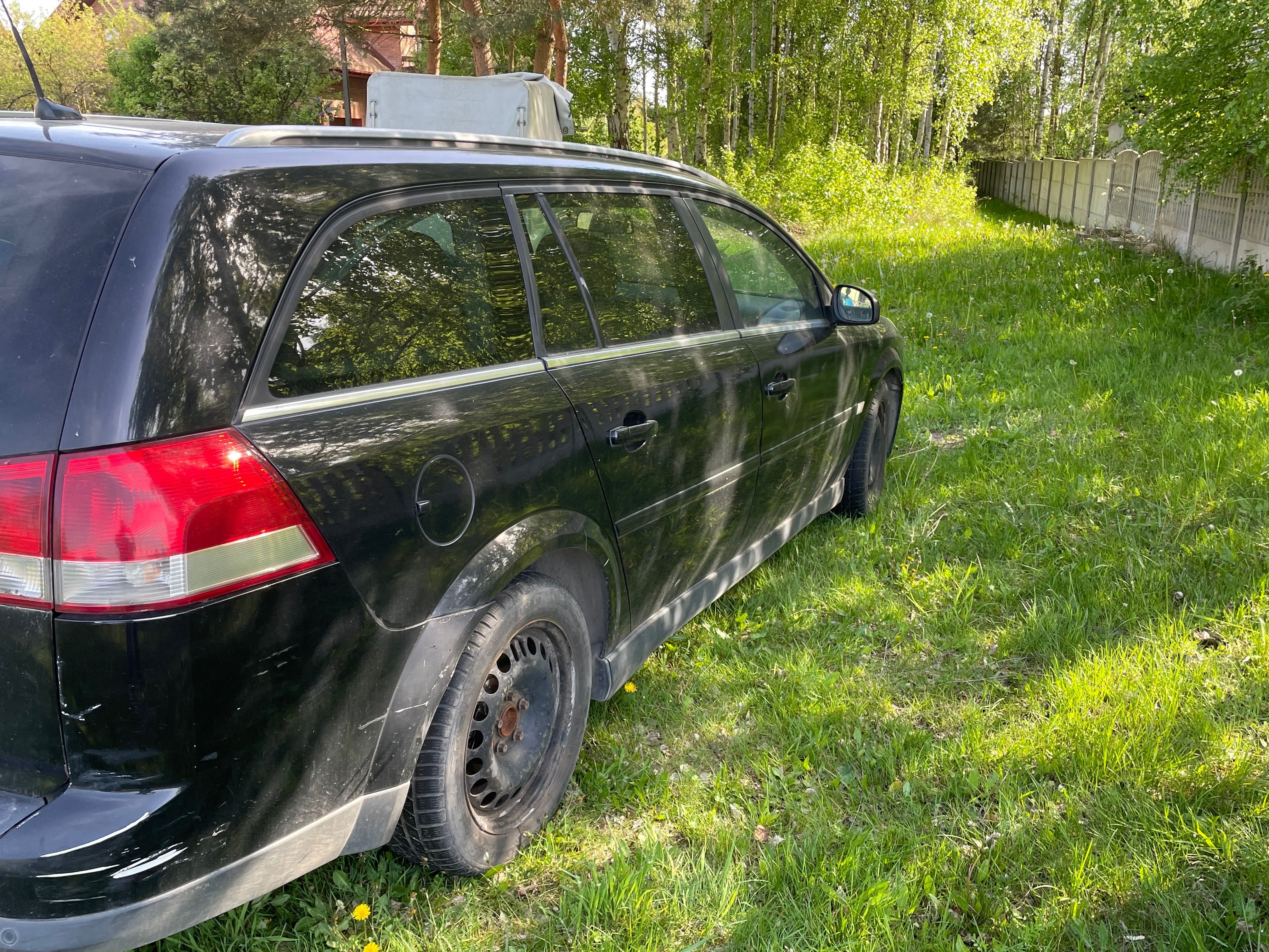 Vectra C 1,9 150km na części