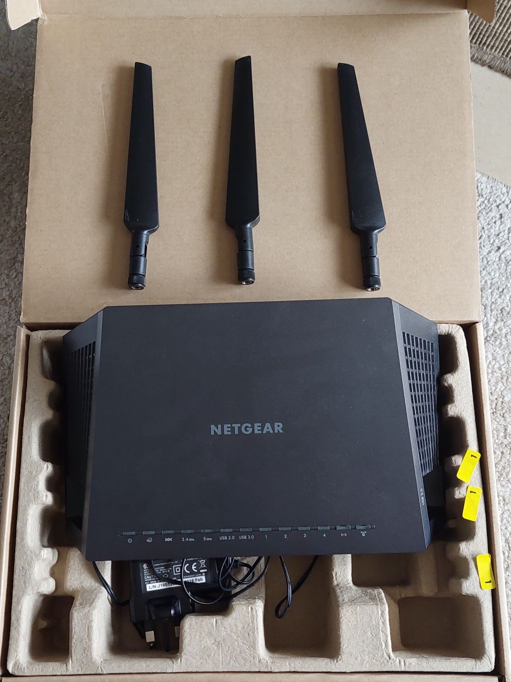 NETGEAR D7000 nighthawk ac1900 wifi router