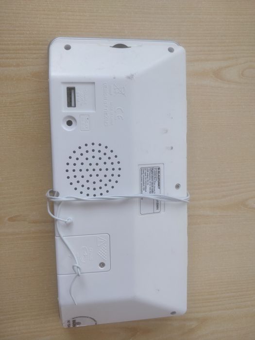 Radio Blaupunkt  wyświetlaczem cyfrowym
