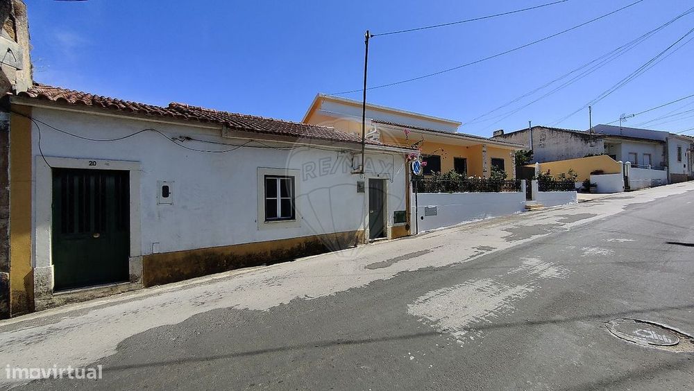 Moradia T2 para venda