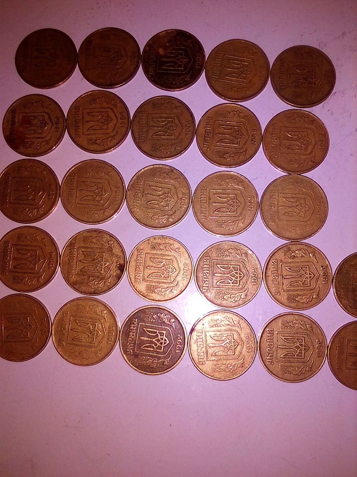 Продам монеты Украины.