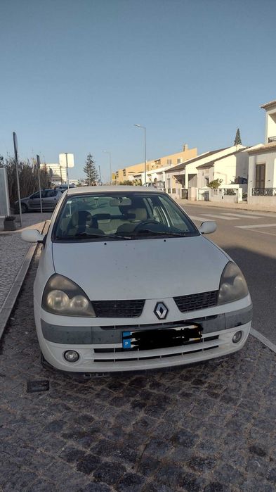Carro Renault Clio II do 2002