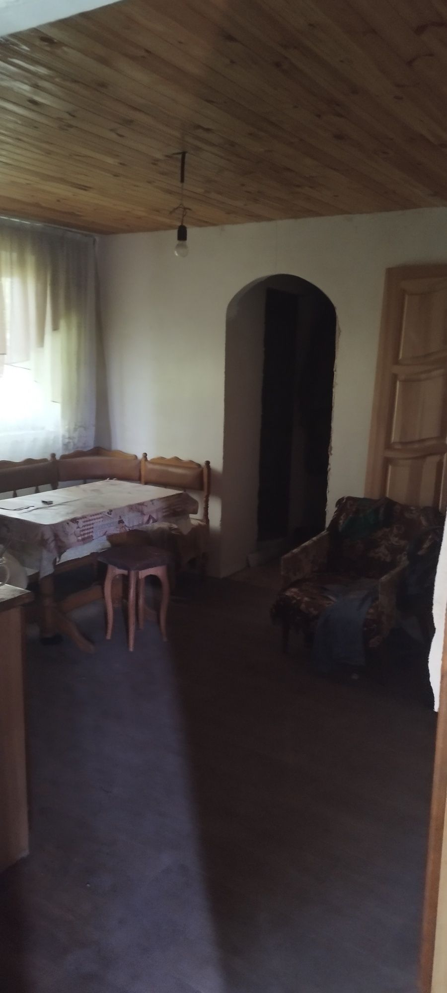 Будинок, земля під застройку