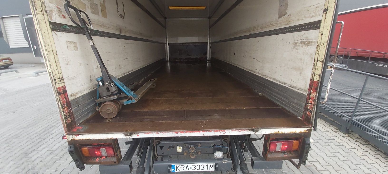 Man LE 12,224 na resorach 6 biegów 19 epal winda BAR
