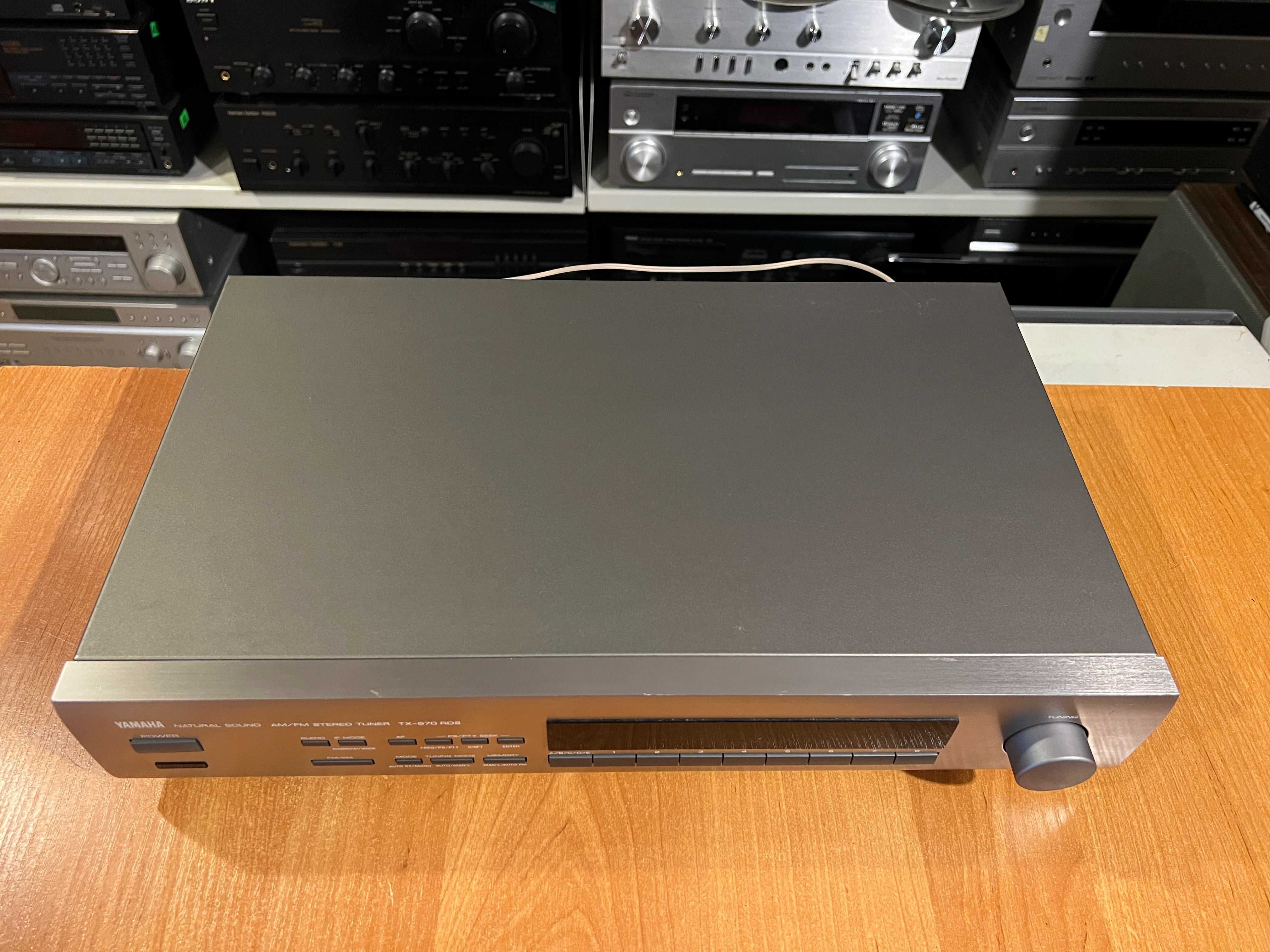 Yamaha TX-670 RDS Tuner radiowy, Audio Room