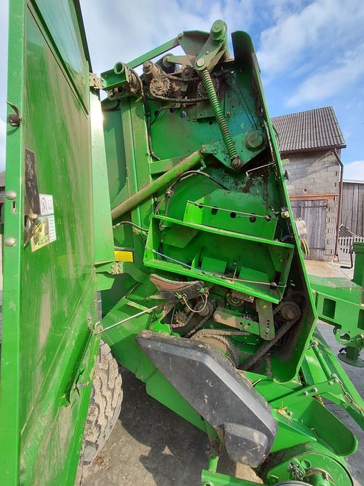 Witam.prasa John Deere 582 
Sprzedam prasę JD 582 MaxiCut z 2009r. Pie