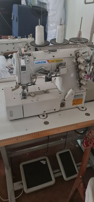 Renderka jack jk 8569 maszyna do szycia