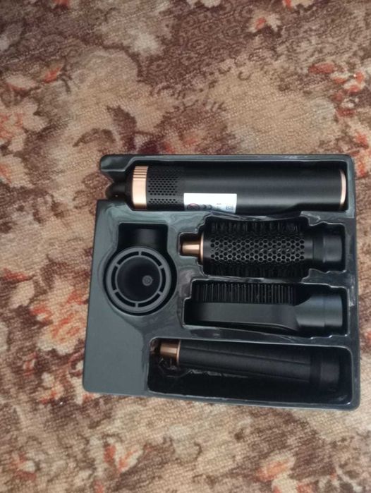 продаю фен новий