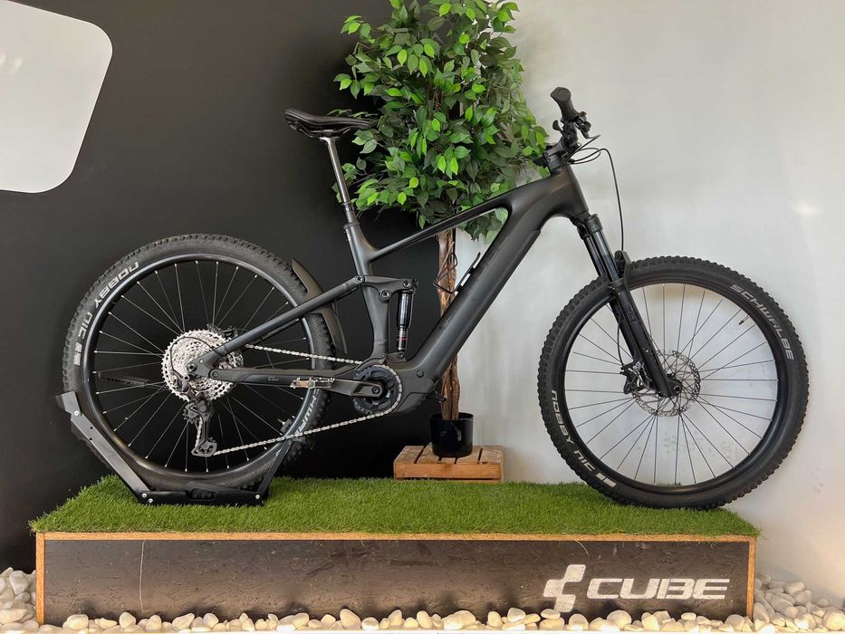 Rower elektryczny CUBE STEREO HYBRID ONE44 EX 800 rozmiar XL