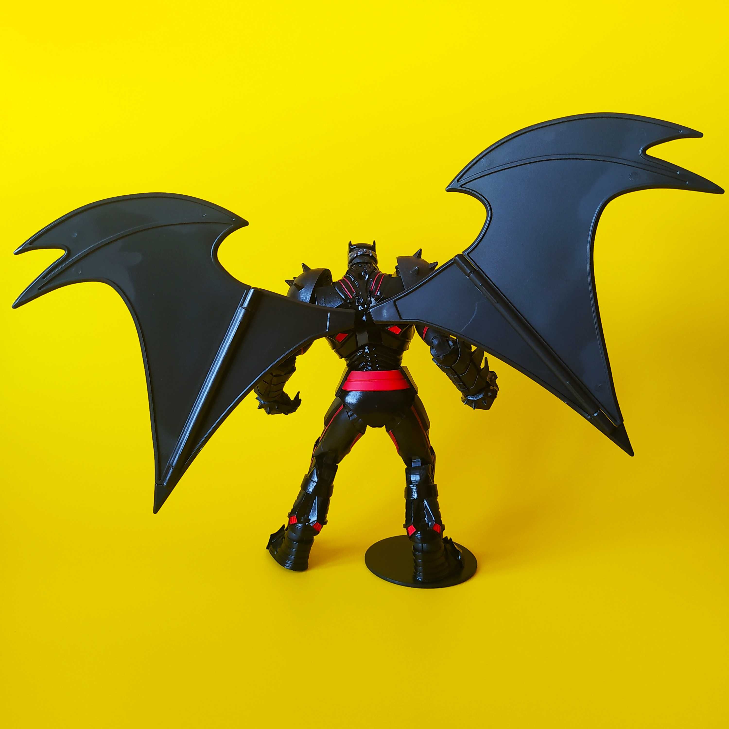 Figura McFarlane Batman: Hellbat Suit