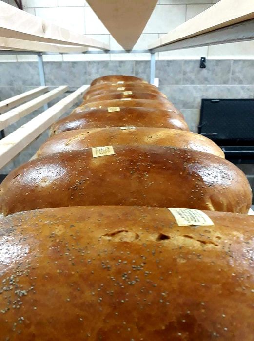 Chleb żytni na zakwasie z pieca opalanego drewnem