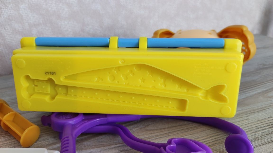 Набор для ліплення Play-Doh похід до ветеринара