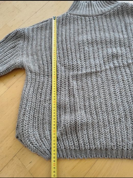 Oversize'owy sweter