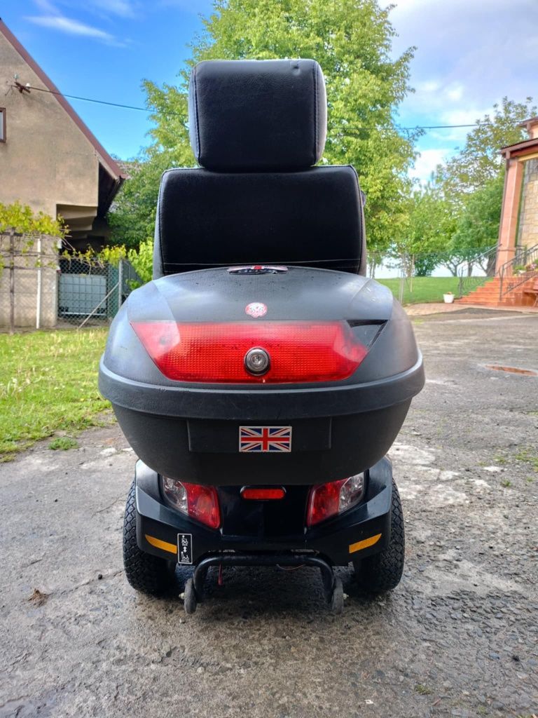 Skuter dla Seniora Inwalidy Elektryczny Wózek Drive z Kufrem Czarny
