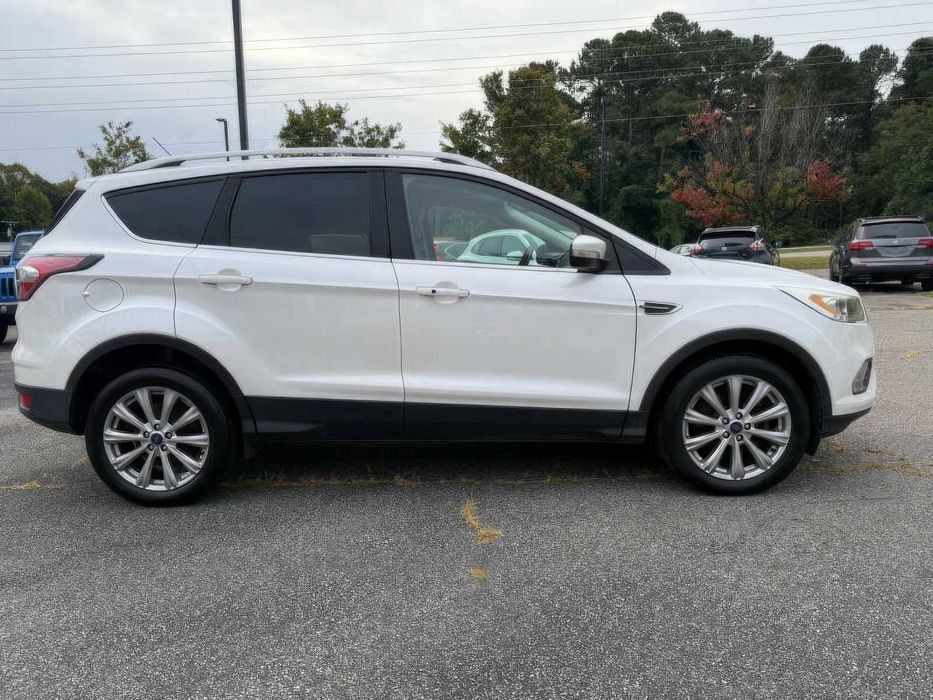 Ford Escape Titanium      2017