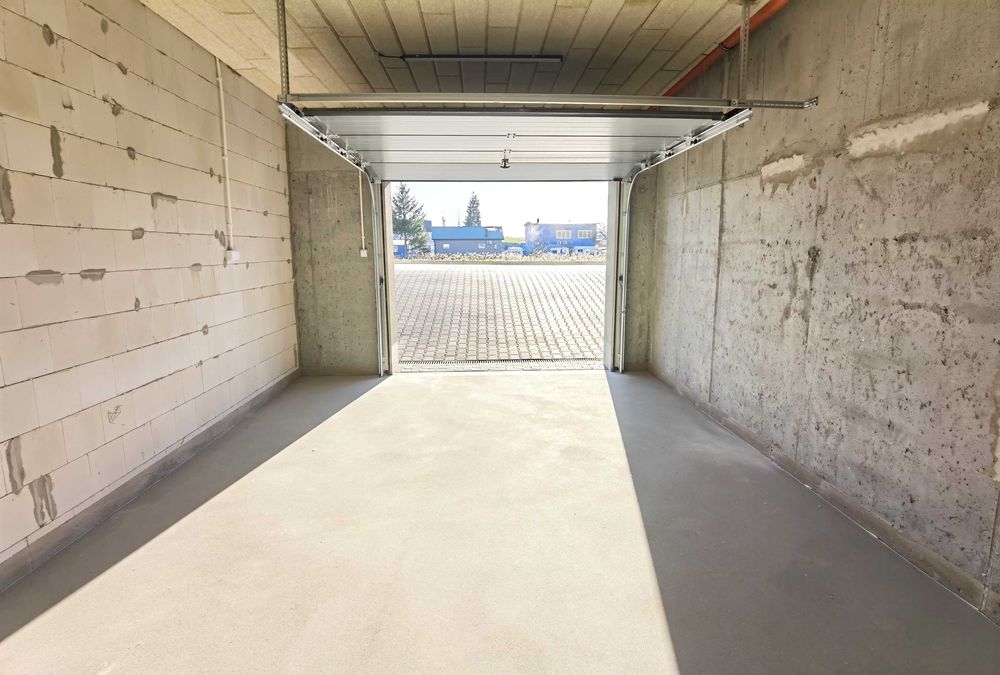 Garaż 24 m2 Do Wynajęcia - Duży i Wysoki I ul. Bartąska I Obwodnica