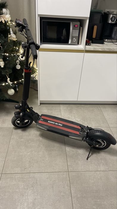 Електросамокат KUGOO M4 PRO