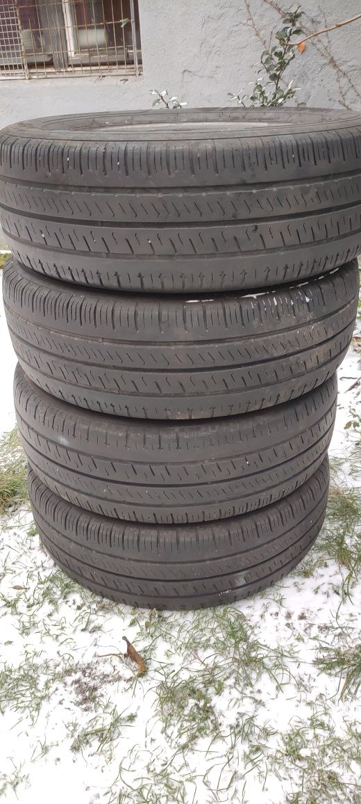 Opony letnie z 2014r 5mm 215/65/16c Hankook N