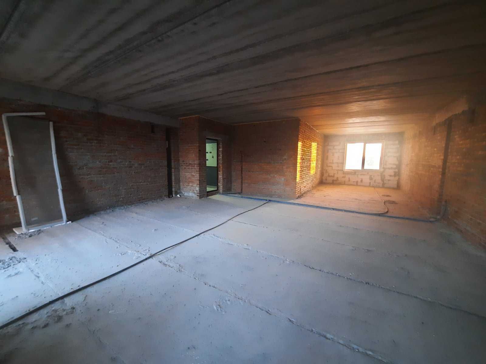 Продаж 2-кімнатної квартири, Майкопська 1а