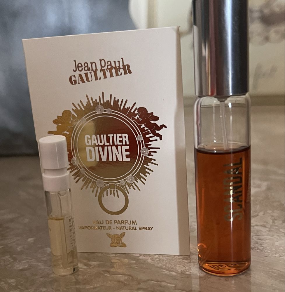 Scandal oryginalna perfumetka plus Divine