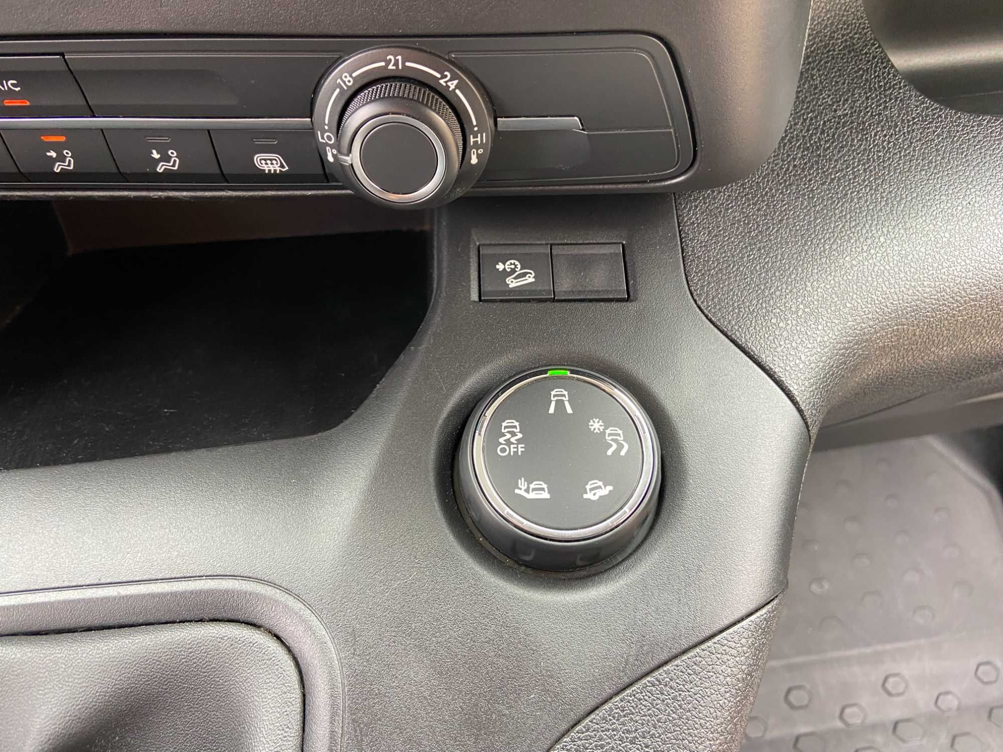Peugeot Partner 1.6 HDI 100 Cv  CarPlay & Gripe Control