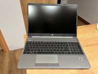 Laptop HP 250 G8 15,6" Intel Core i5 8 GB / 256 GB srebrny