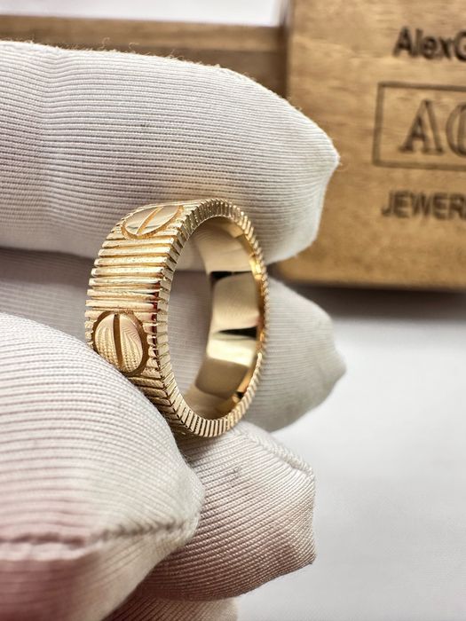 Кільце золото Cartier вага 6.5 г В НАЯВНОСТІ