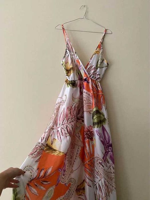 Vestidos - vendidos em separado
