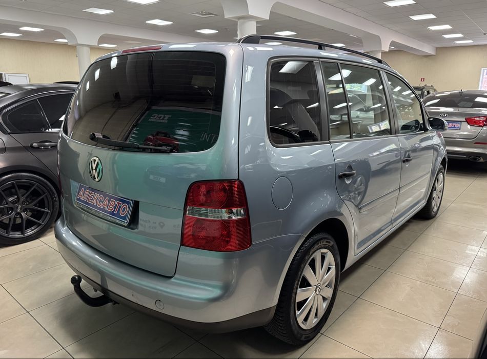 Volkswagen Touran 1.6МРi 8V 5МКПП 2006 р.в. (102 к.с.)