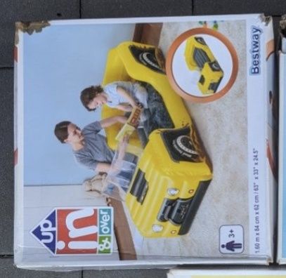 Łóżko dmuchane auto