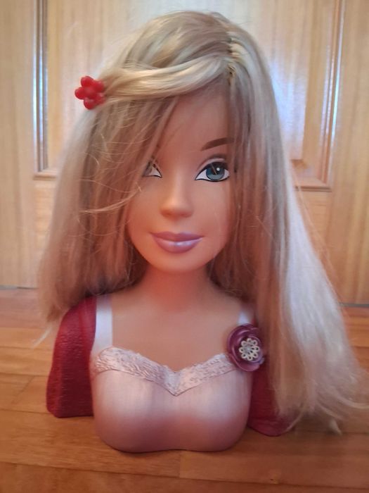 Barbie - busto penteados