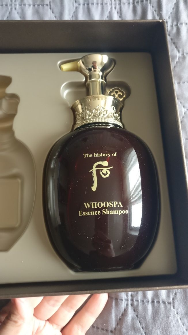 Відновлюючий шампунь на лікарських травах The History Of Whoo WhooSpa