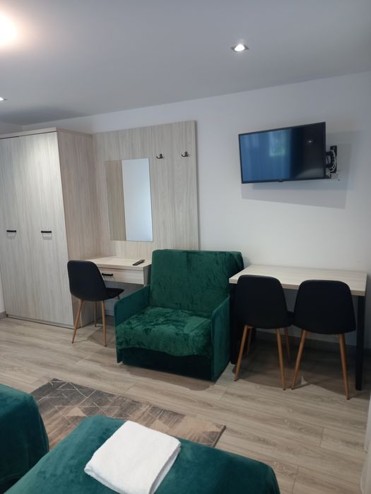 Kraków komfortowe pokoje-noclegi.3 Pokojowy apartament do 9 osób.Od