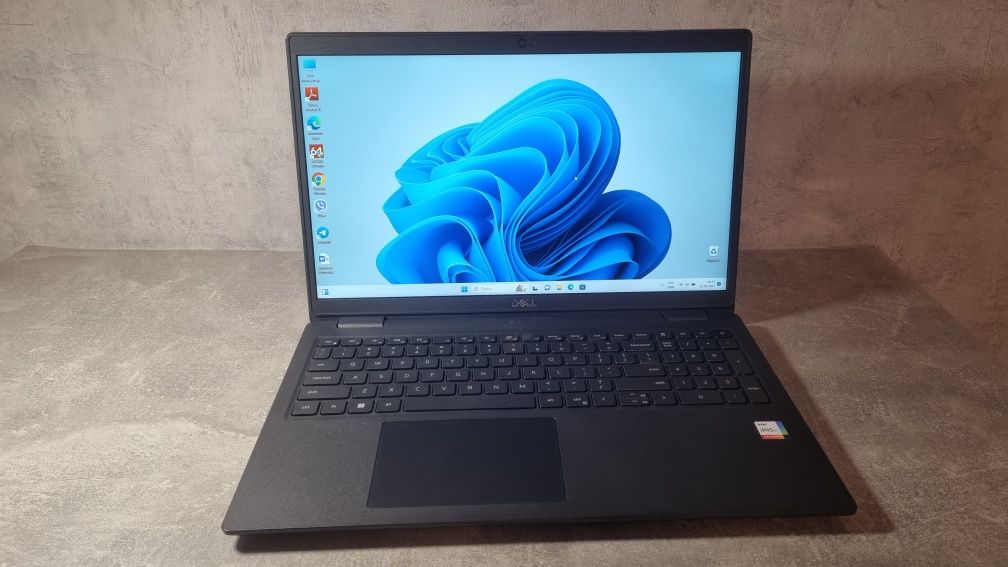 Dell 3520/I5-1135G7/DDR-16/SSDM2-512/Відеокарта IRIS XE