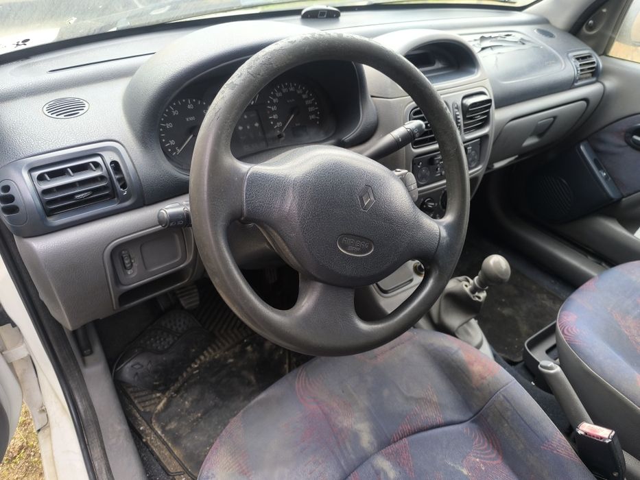 Vendo Renault Clio Comércial