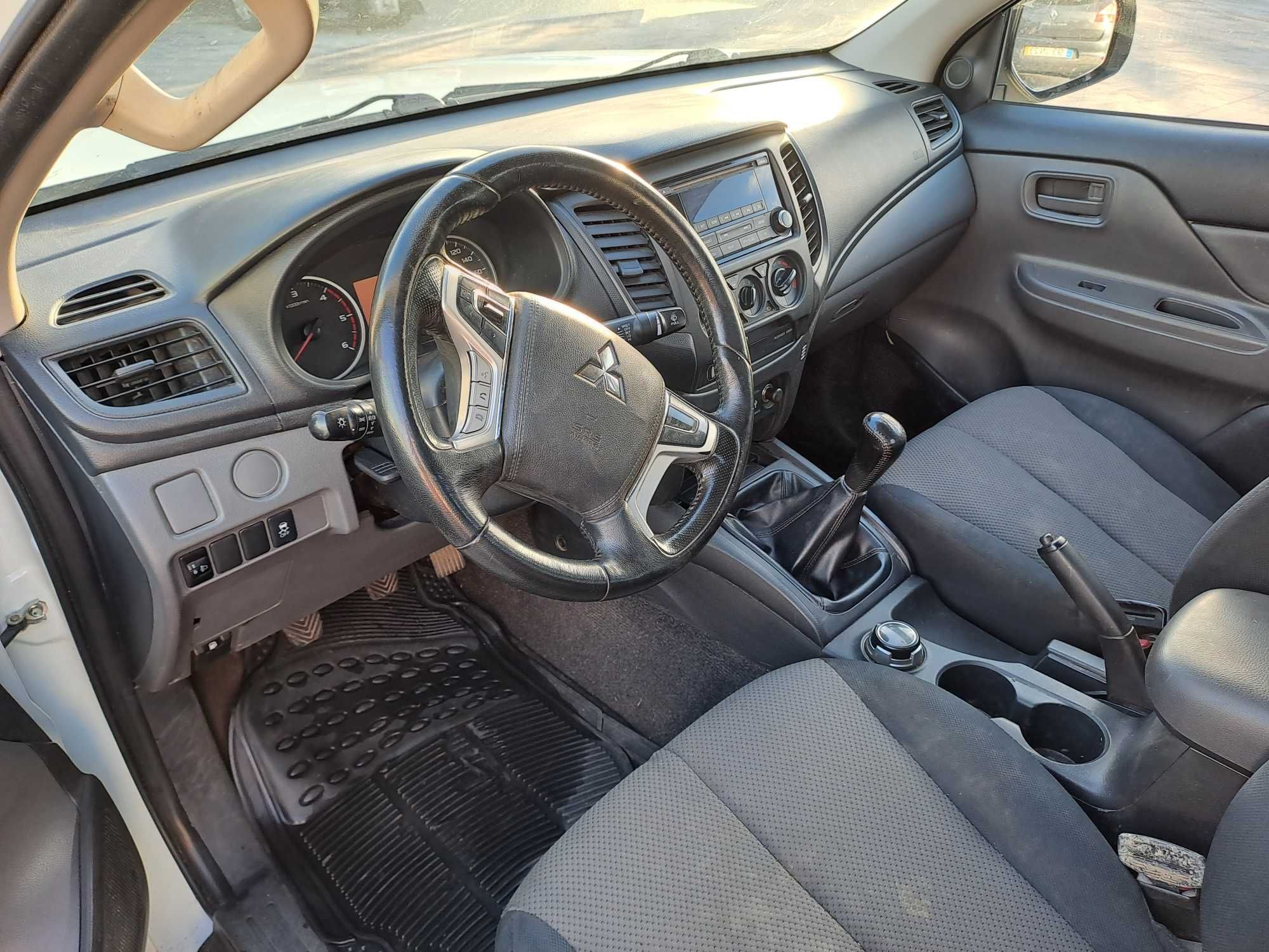 Mitsubishi L200 2.4 DI-D 4WD, 2017 Nacional